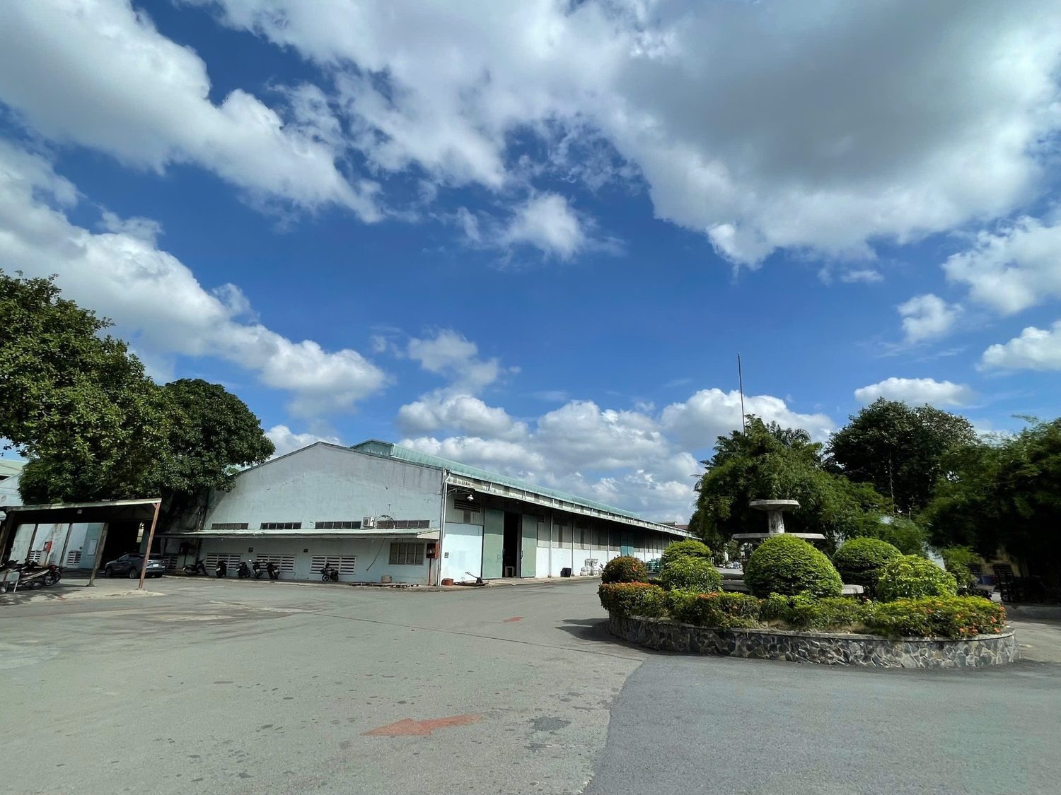 Factory entrance and grounds, TNL & Son factory, Binh Duong, Vietnam